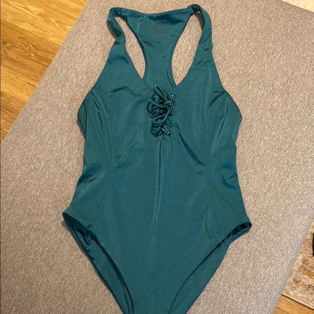 RVCA Solid front lace one piece